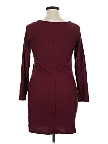 Old Navy Casual Dress (view 2)