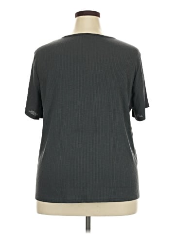 LUXE Short Sleeve T-Shirt (view 2)