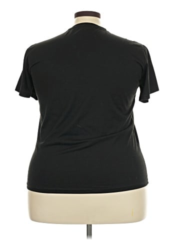 Shein Short Sleeve T-Shirt (view 2)