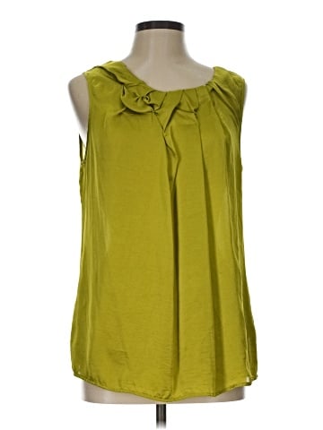 Violet & Claire Sleeveless Blouse (view 1)