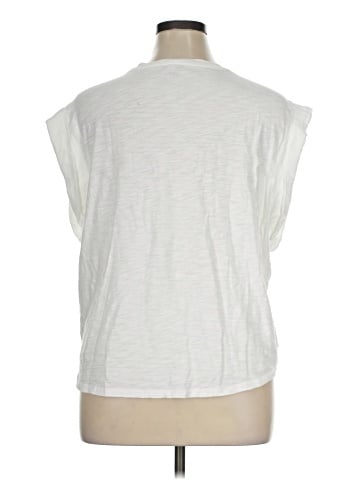Gap Sleeveless T-Shirt (view 2)