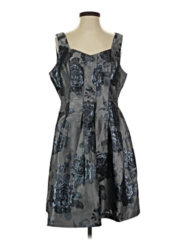 Ivanka Trump Cocktail Dress (view 1)