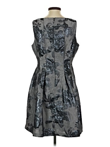 Ivanka Trump Cocktail Dress (view 2)