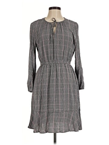Old Navy Casual Dress (view 1)
