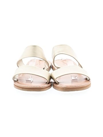 Universal Thread Sandals (view 2)