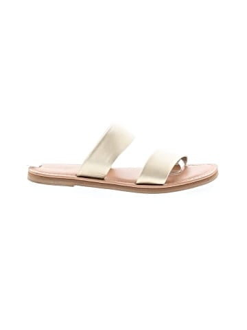 Universal Thread Sandals (view 1)