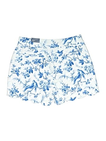 Crown & Ivy Shorts (view 2)