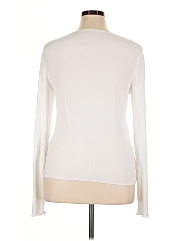 Essentials Long Sleeve T-Shirt (view 2)