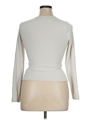 Aritzia 3/4 Sleeve T-Shirt (view 2)