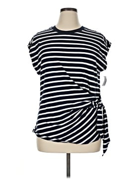 Old Navy Sleeveless T-Shirt (view 1)