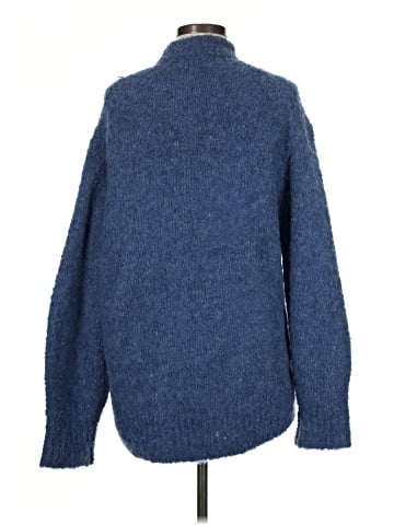 Madewell Wool-Alpaca Blend Boucl&eacute;-Knit Oversized Sweater (view 2)