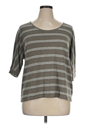 Bar III 3/4 Sleeve T-Shirt (view 1)