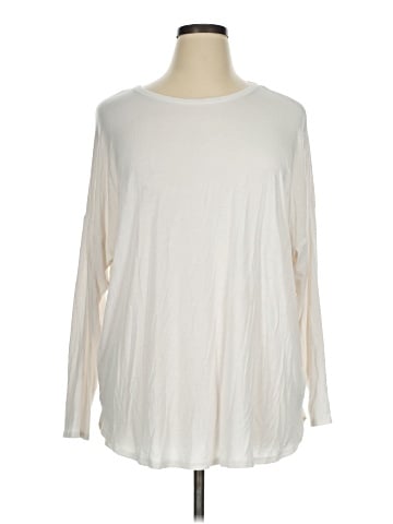 Old Navy Long Sleeve T-Shirt (view 1)