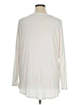 Old Navy Long Sleeve T-Shirt (view 2)