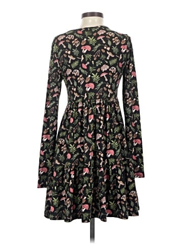 Hot Topic Casual Dress (view 2)