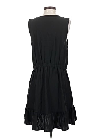 Cinq à Sept Casual Dress (view 2)