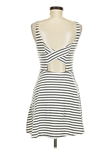 American Eagle Outfitters Casual Dress (view 2)
