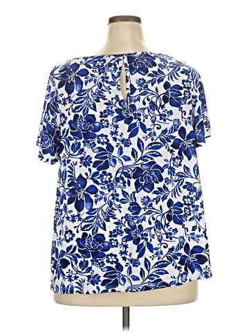Lane Bryant Short Sleeve T-Shirt (view 2)