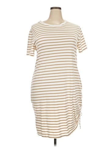 Universal Thread Casual Dress (view 1)