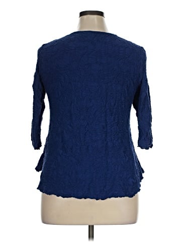 Assorted Brands 3/4 Sleeve Top (view 2)