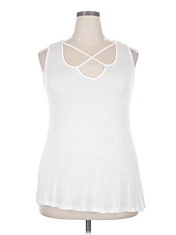 Bobeau Sleeveless Top (view 1)