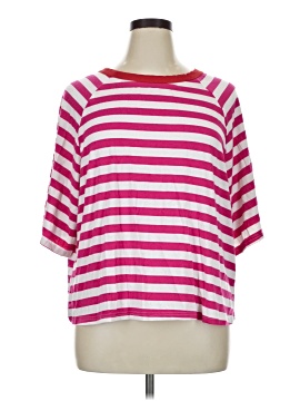 Dokotoo 3/4 Sleeve T-Shirt (view 1)