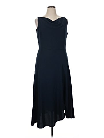 Gal Meets Glam Cocktail Dress (view 1)