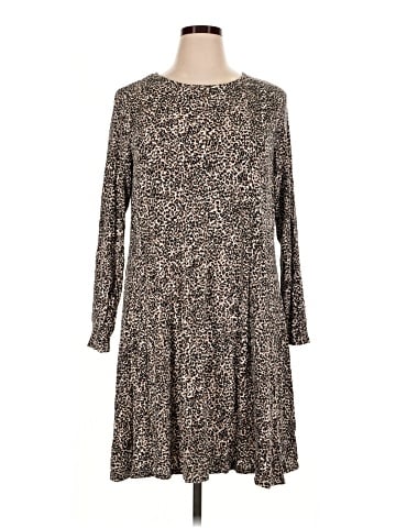 Old Navy Casual Dress (view 1)