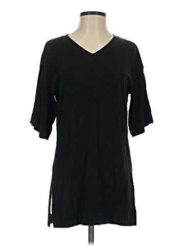 Uniqlo 3/4 Sleeve T-Shirt (view 1)