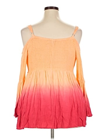 Torrid 3/4 Sleeve Blouse (view 2)