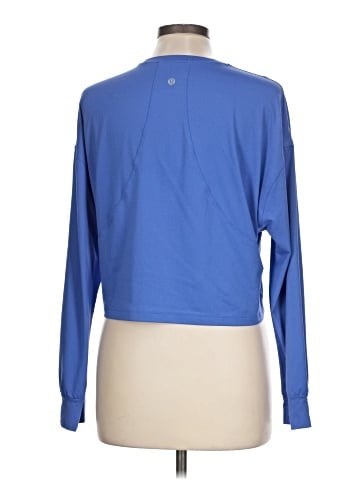 Lululemon Athletica Long Sleeve T-Shirt (view 2)