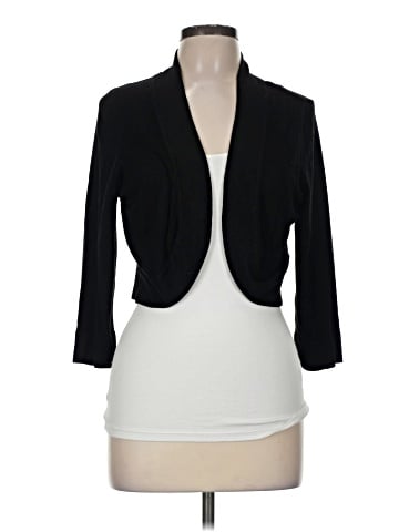 Eliza J Shrug (view 1)