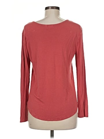 Versona Long Sleeve T-Shirt (view 2)