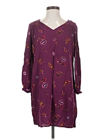 Old Navy Casual Dress (view 1)