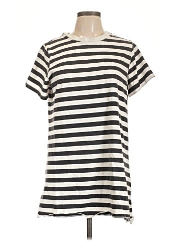 Old Navy Casual Dress (view 1)