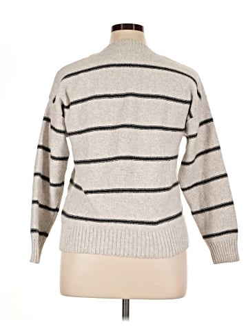Bearpaw Pullover Sweater (view 2)