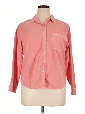 Universal Thread Long Sleeve Button-Down Shirt (view 1)
