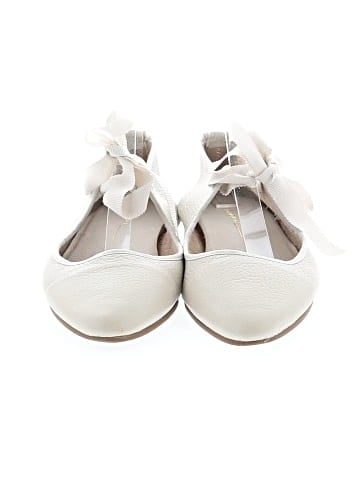 Intentionally ______ Flats (view 2)