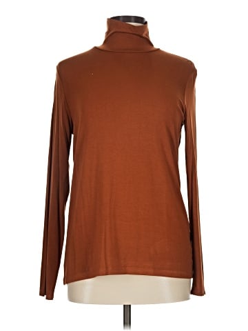 Leo & Nicole Long Sleeve Top (view 1)