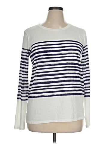 Vince. Long Sleeve T-Shirt (view 1)