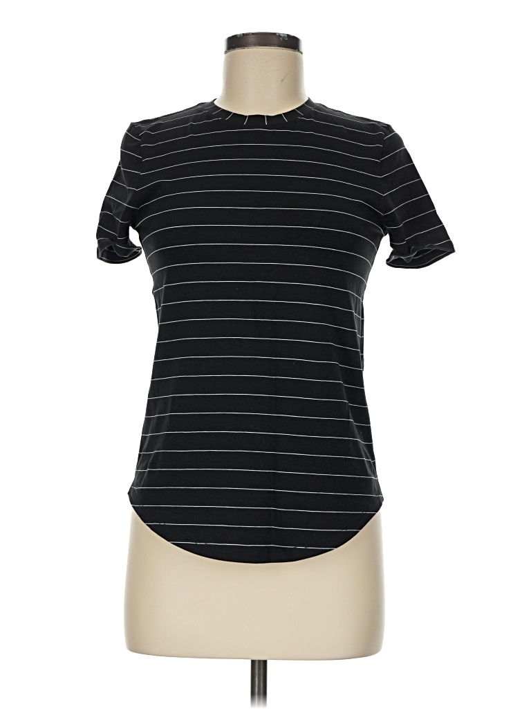Pre-owned Lululemon Athletica Short Sleeve T-shirt In Black