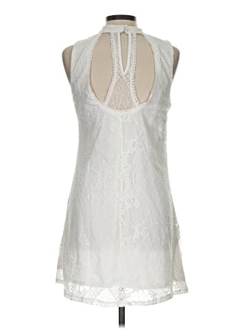 Francesca's Casual Dress (view 2)