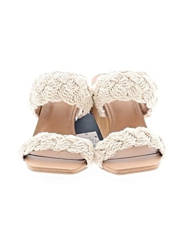 Universal Thread Sandals (view 2)