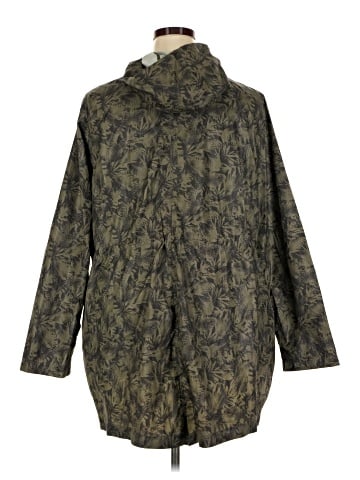 Avenue Raincoat (view 2)
