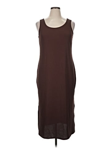 Kate & Mallory designs Casual Dress (view 1)