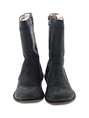 Ugg Boots (view 2)