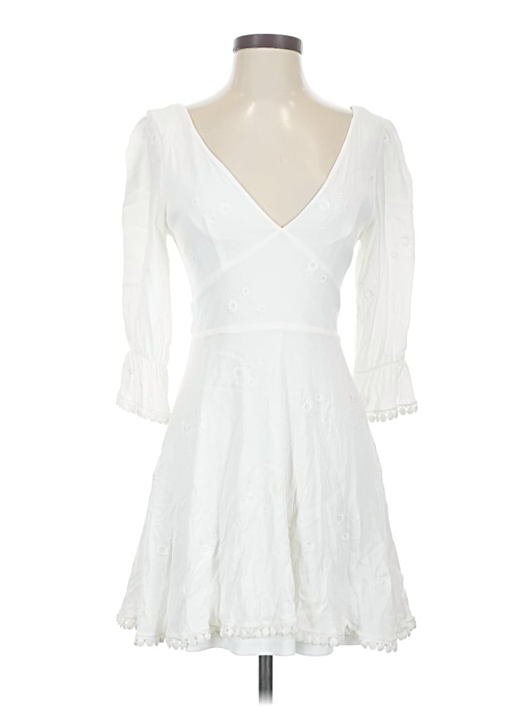 Pre-owned Lulus Cocktail Dress In White