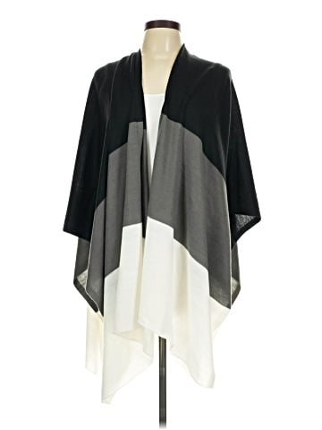 Cejon Poncho (view 1)