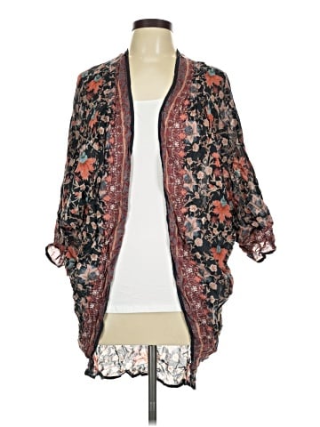 Mahila Cardigan (view 1)