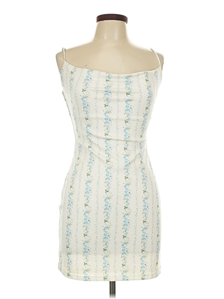 Pre-owned Full Tilt Cocktail Dress In Ivory